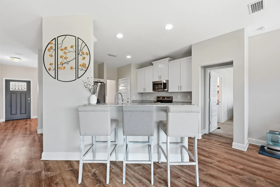 Photo of 5302 Moore Loop