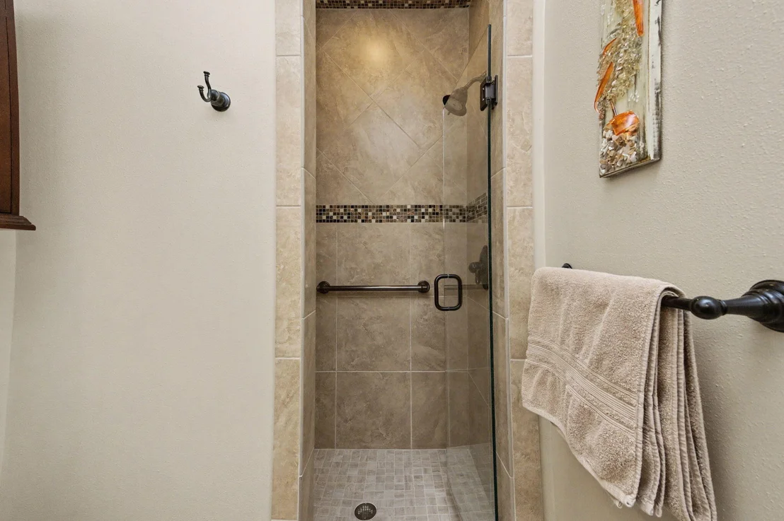Photo of 2760 Edgewater Drive