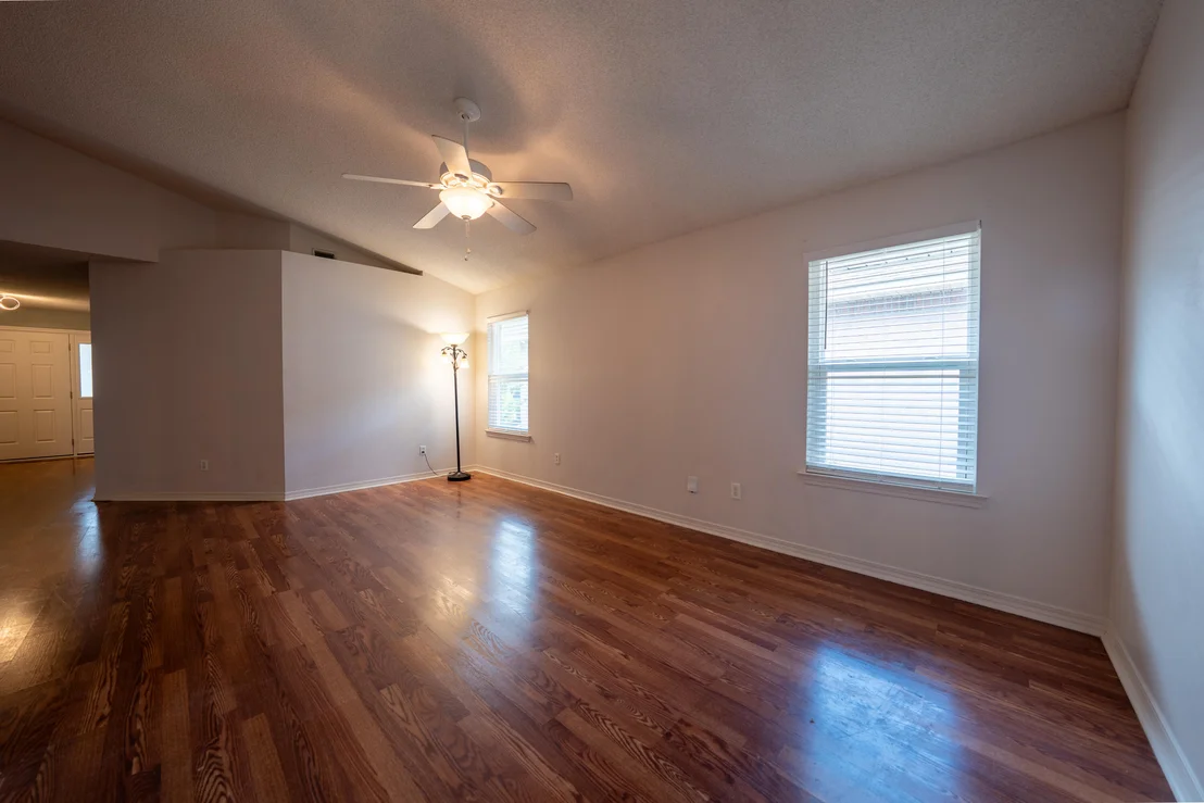 Photo of 1739 Ivalea Circle