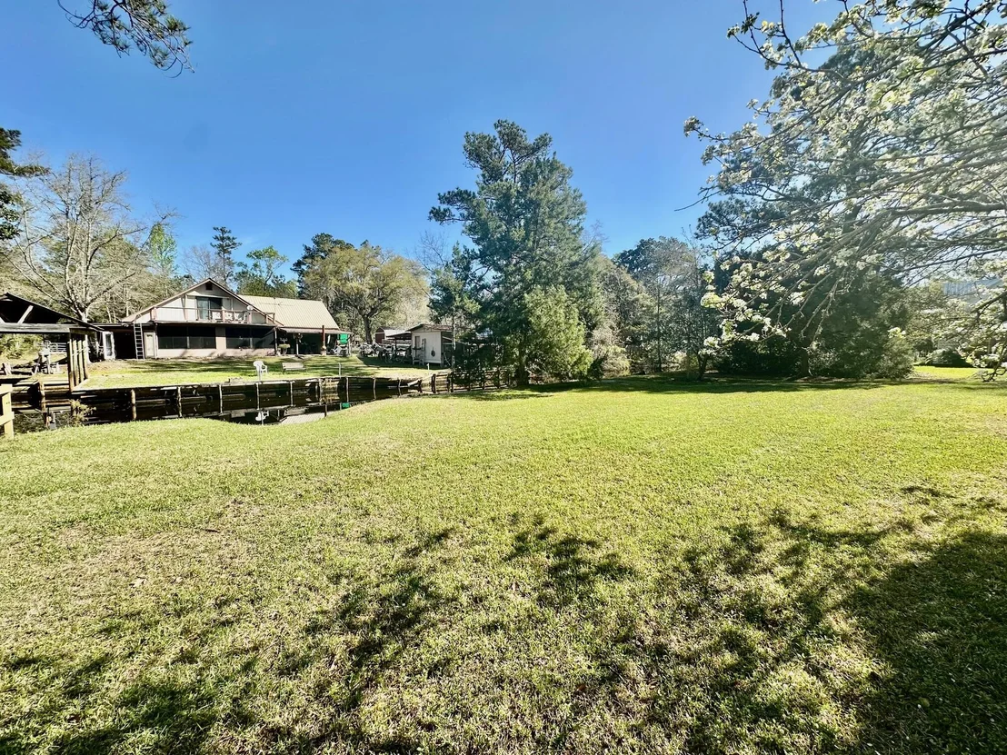 Photo of 444 Pitts Bayshore Drive