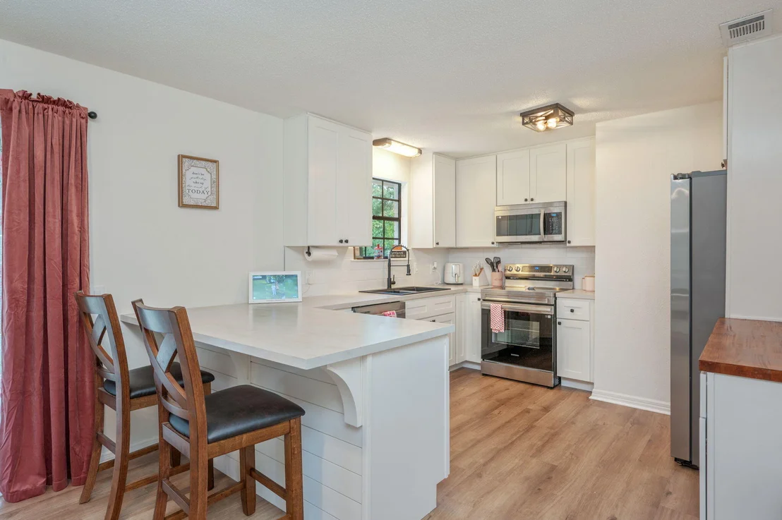 Photo of 6118 Buck Ward Road