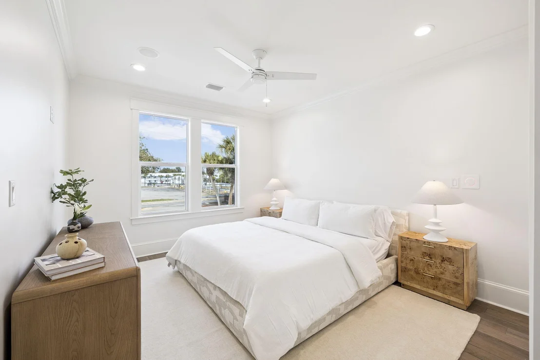 Photo of 714 Harbor Boulevard