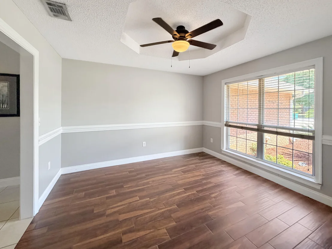 Photo of 3003 Colonial Circle