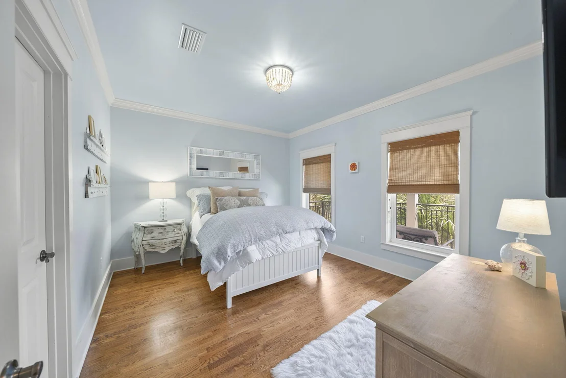 Photo of 38 White Cliffs Boulevard