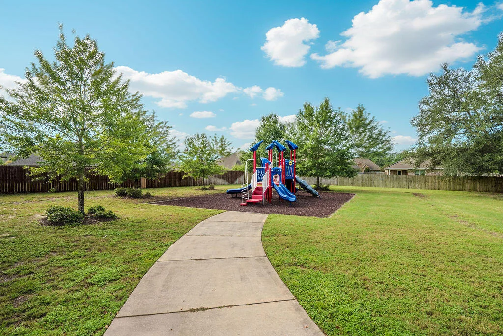 Photo of 417 Chickadee Street