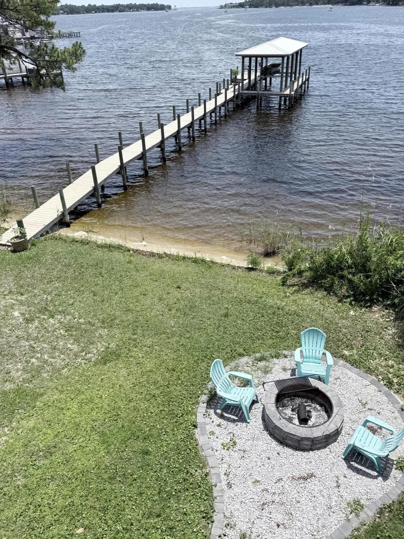 Photo of 197 Bayshore Drive