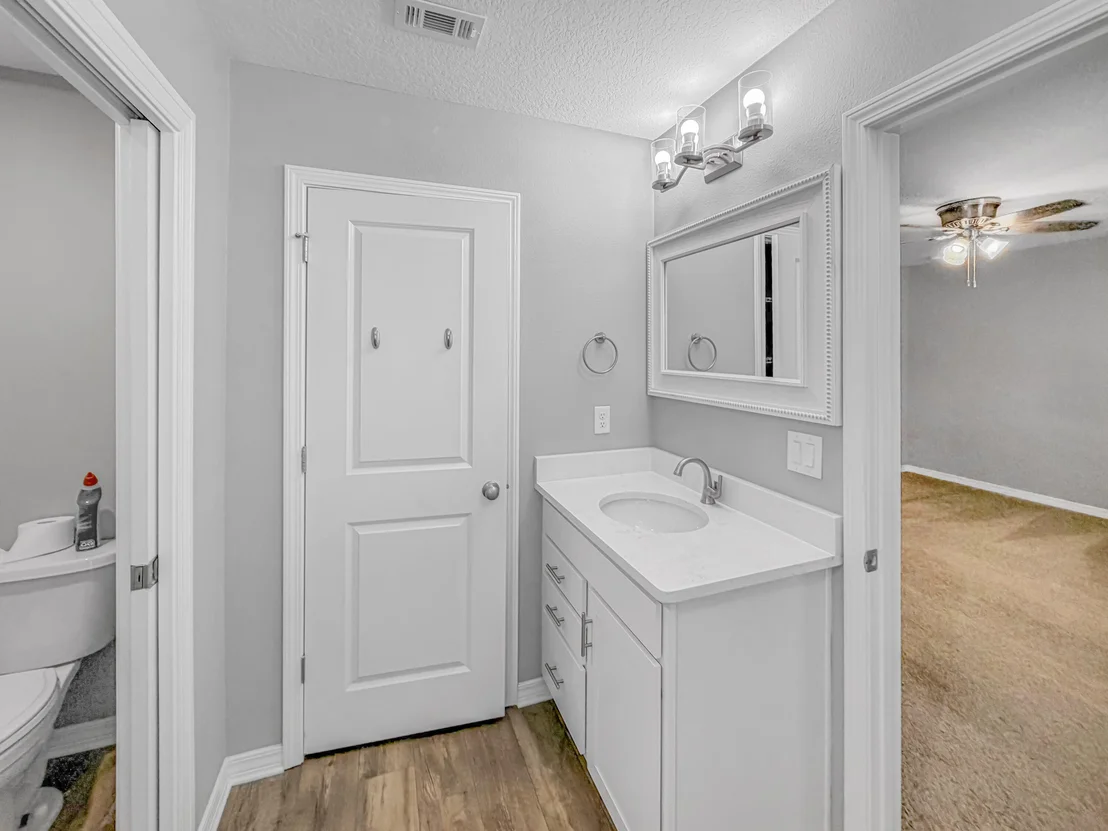 Photo of 4882 Kensington Lane