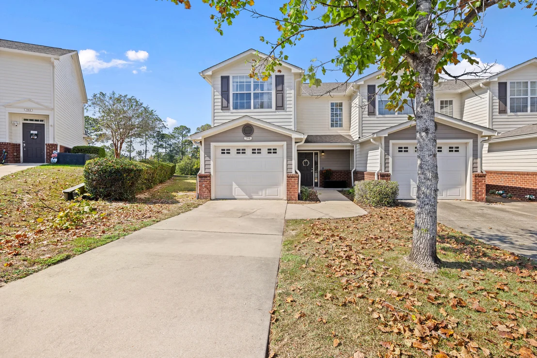 Photo of 759 Majestic Drive