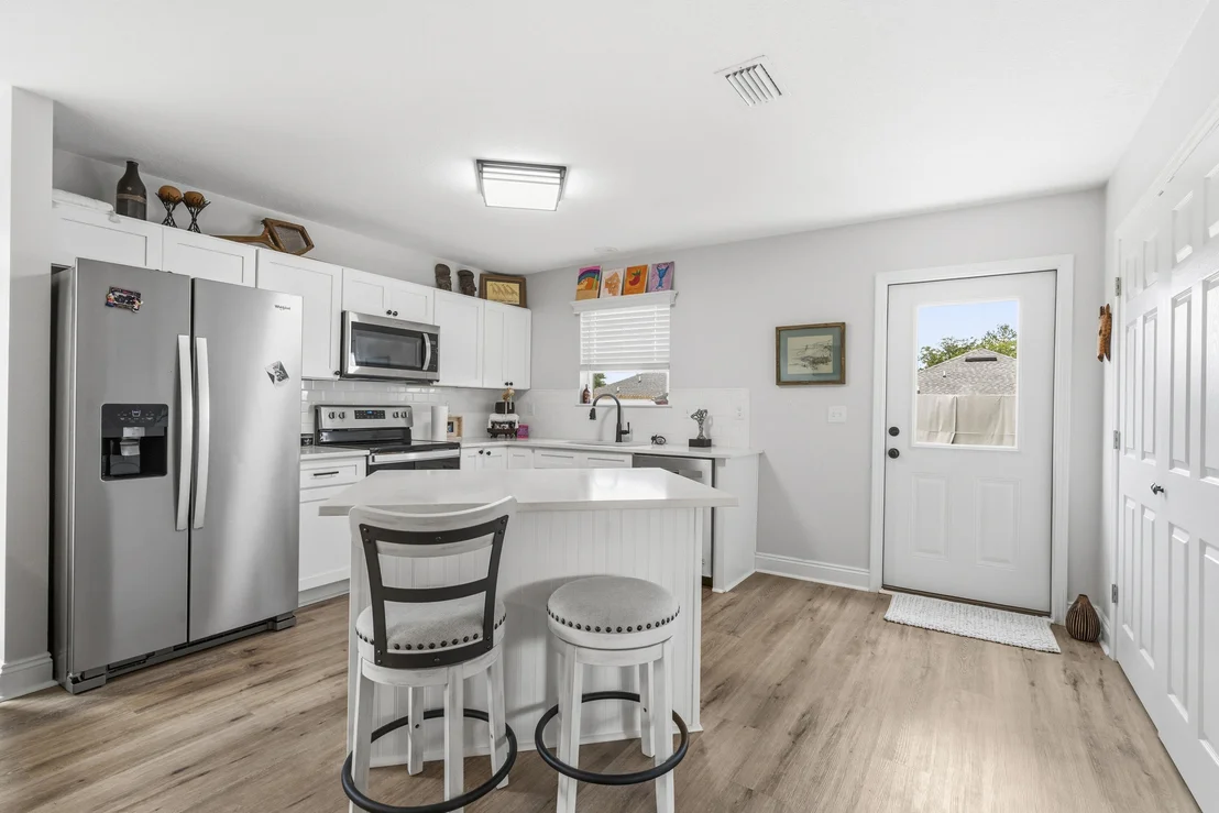 Photo of 5370 Highview Drive