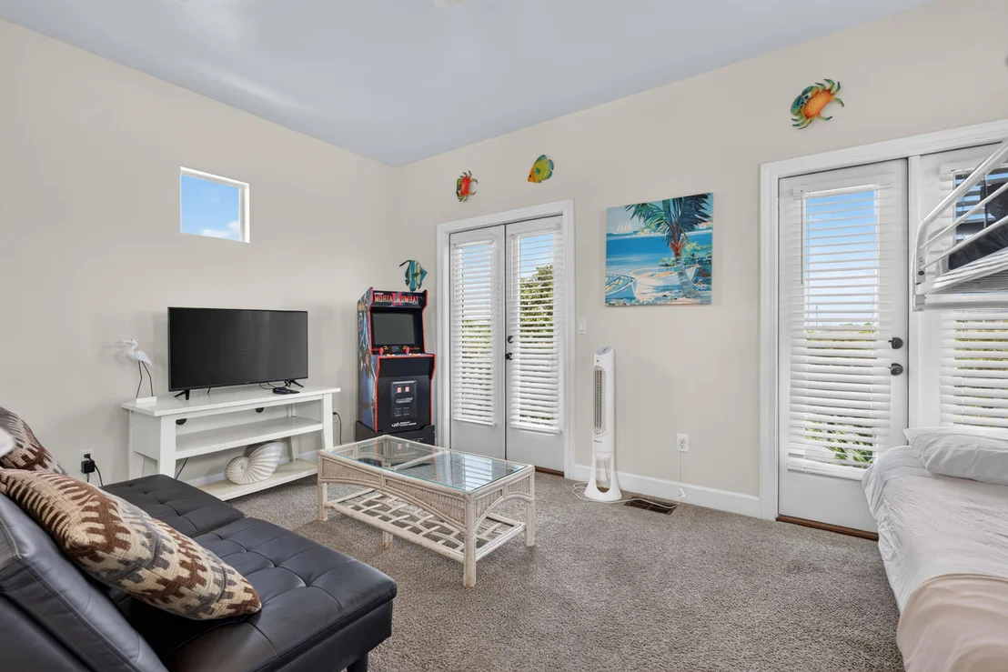 Photo of 21 Garnet Cove