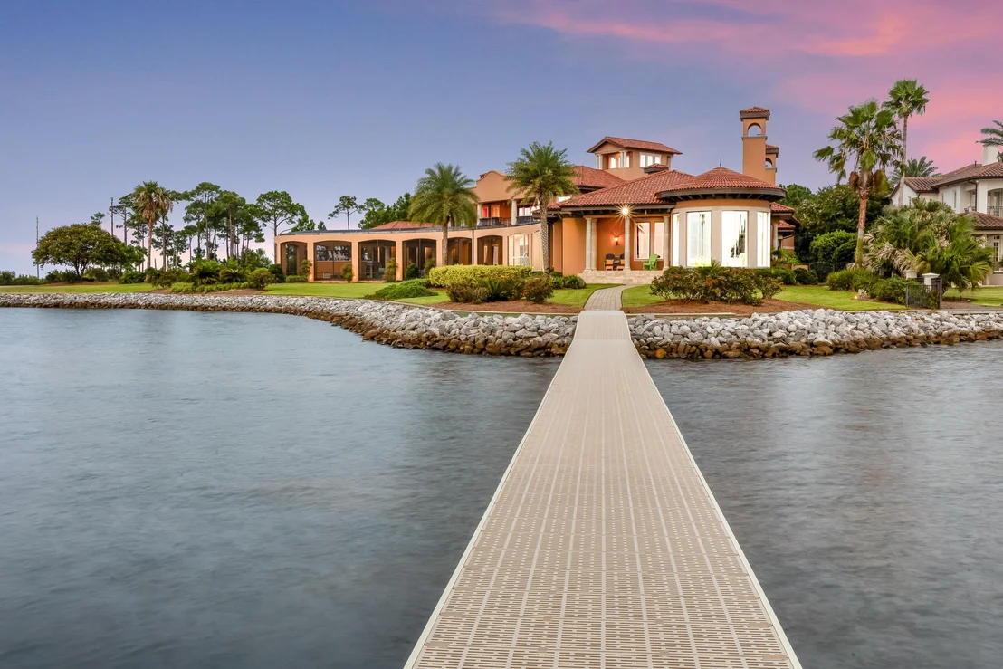 Photo of 4300 Breakwater Drive