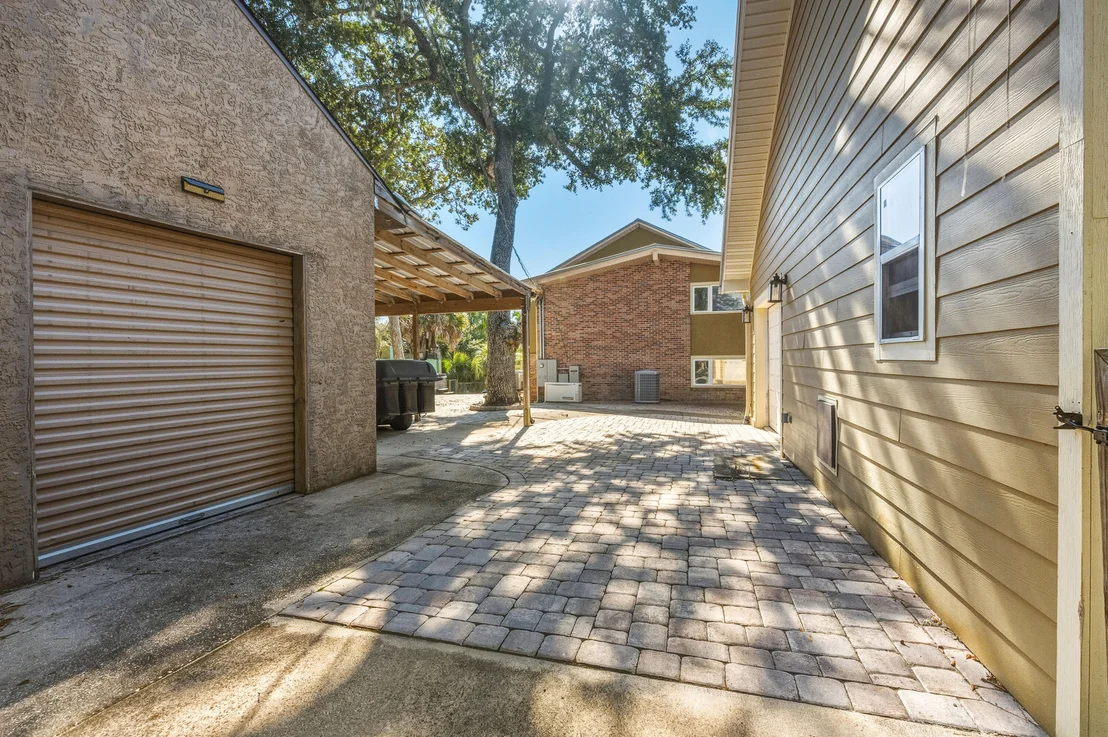 Photo of 27 Old Ferry Road