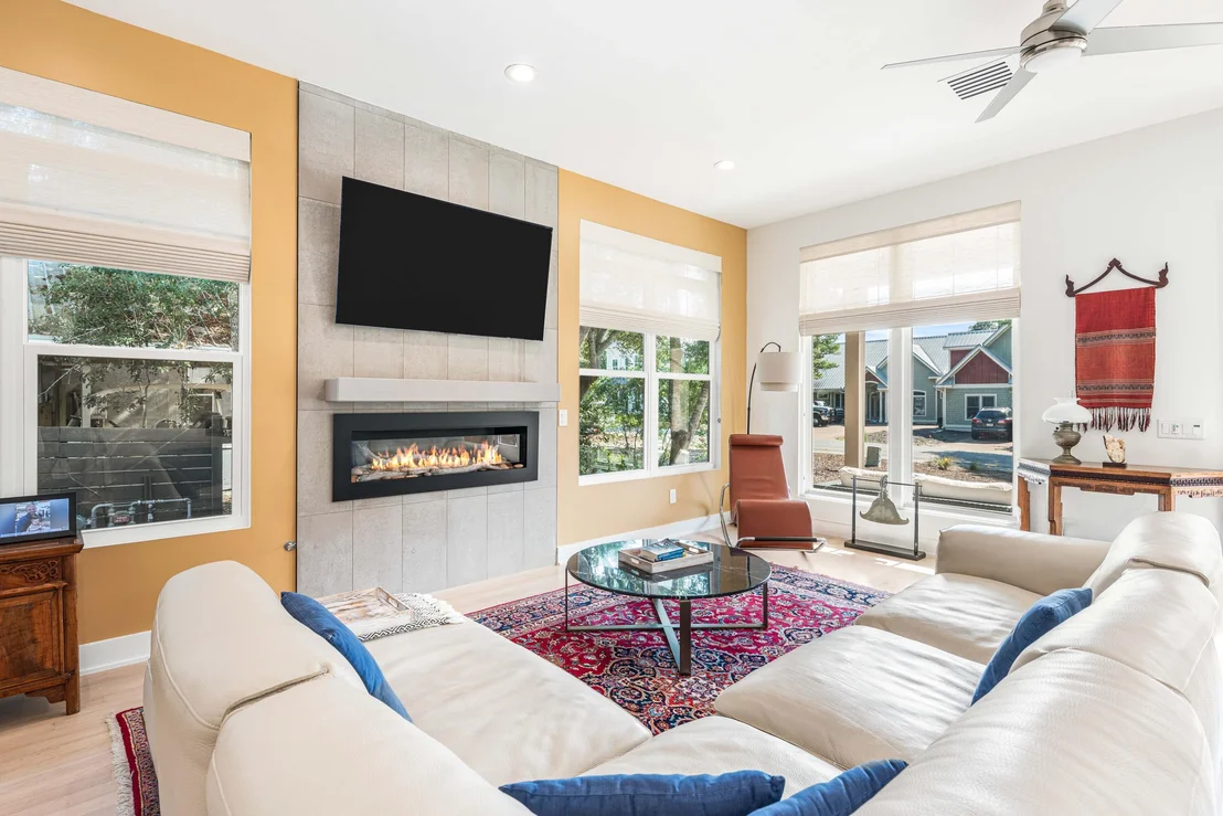 Photo of 170 Seabreeze Boulevard