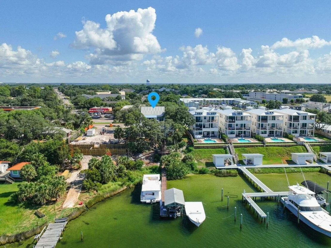 Photo of 708 Harbor Boulevard