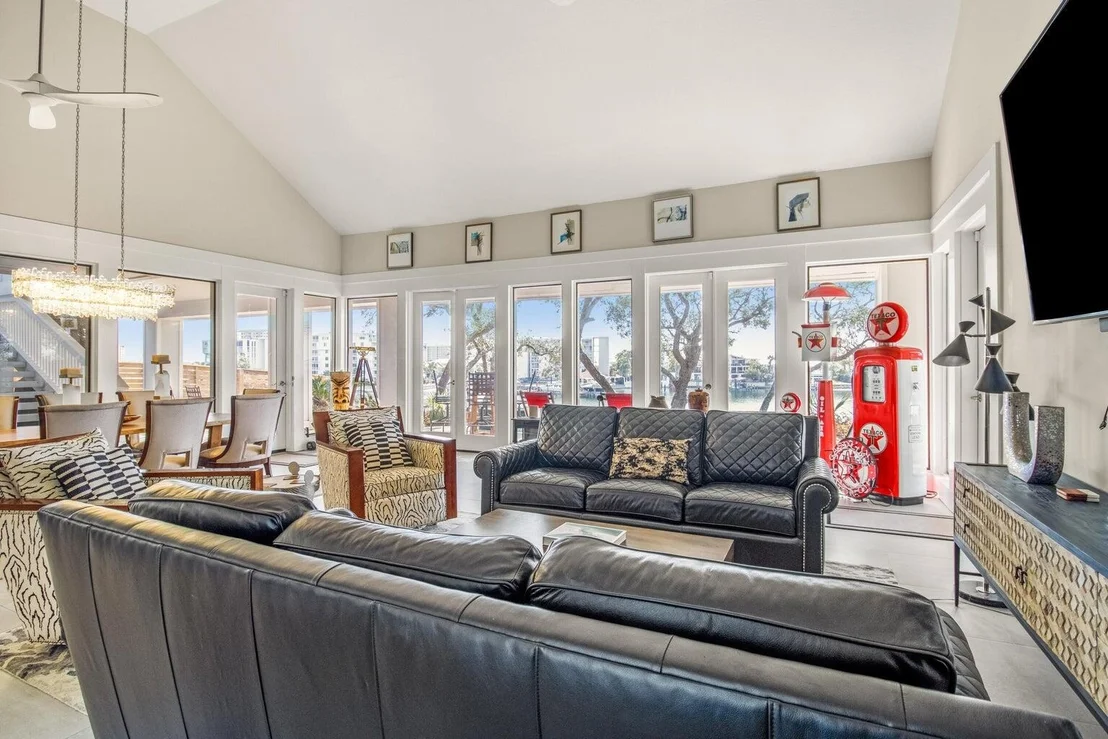 Photo of 708 Harbor Boulevard
