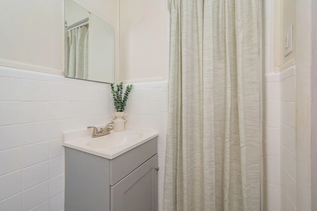 Photo of 431 Andrew Drive