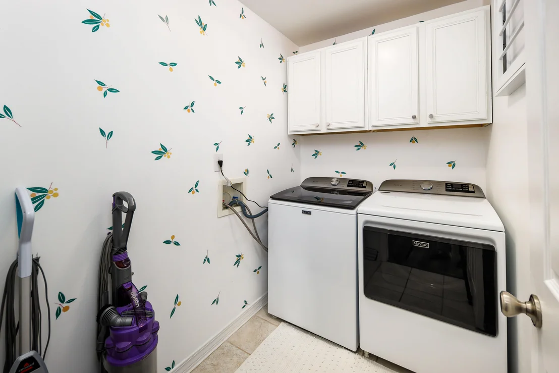 Photo of 2400 Crescent Road