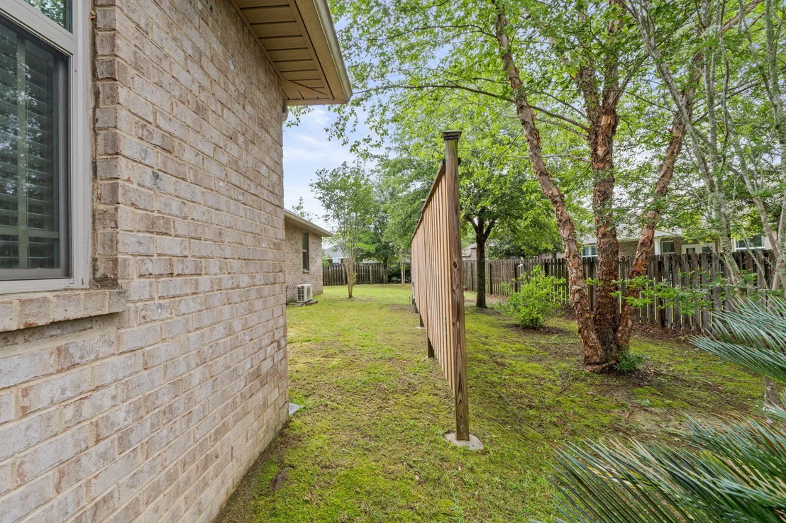 Photo of 48 Madiera Drive