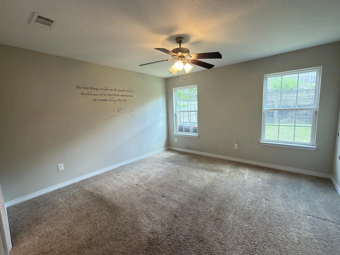Photo of 455 Eisenhower Drive