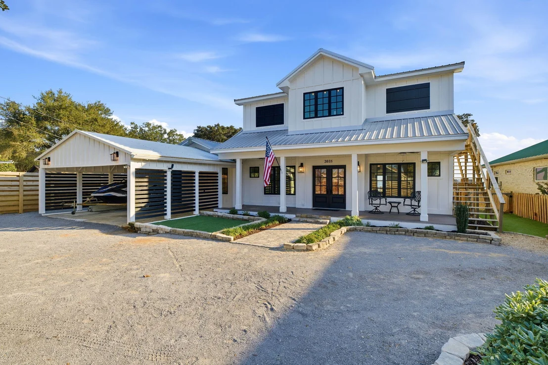 Photo of 2035 S Wind Trace Road