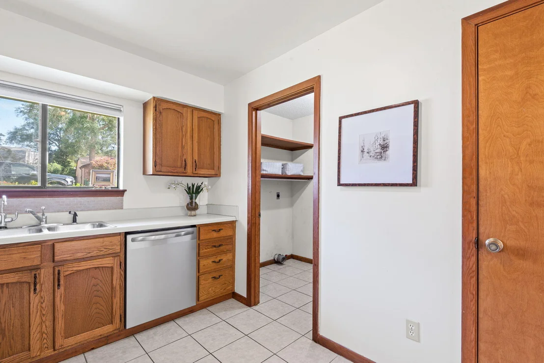 Photo of 115 Cedar Ridge Way