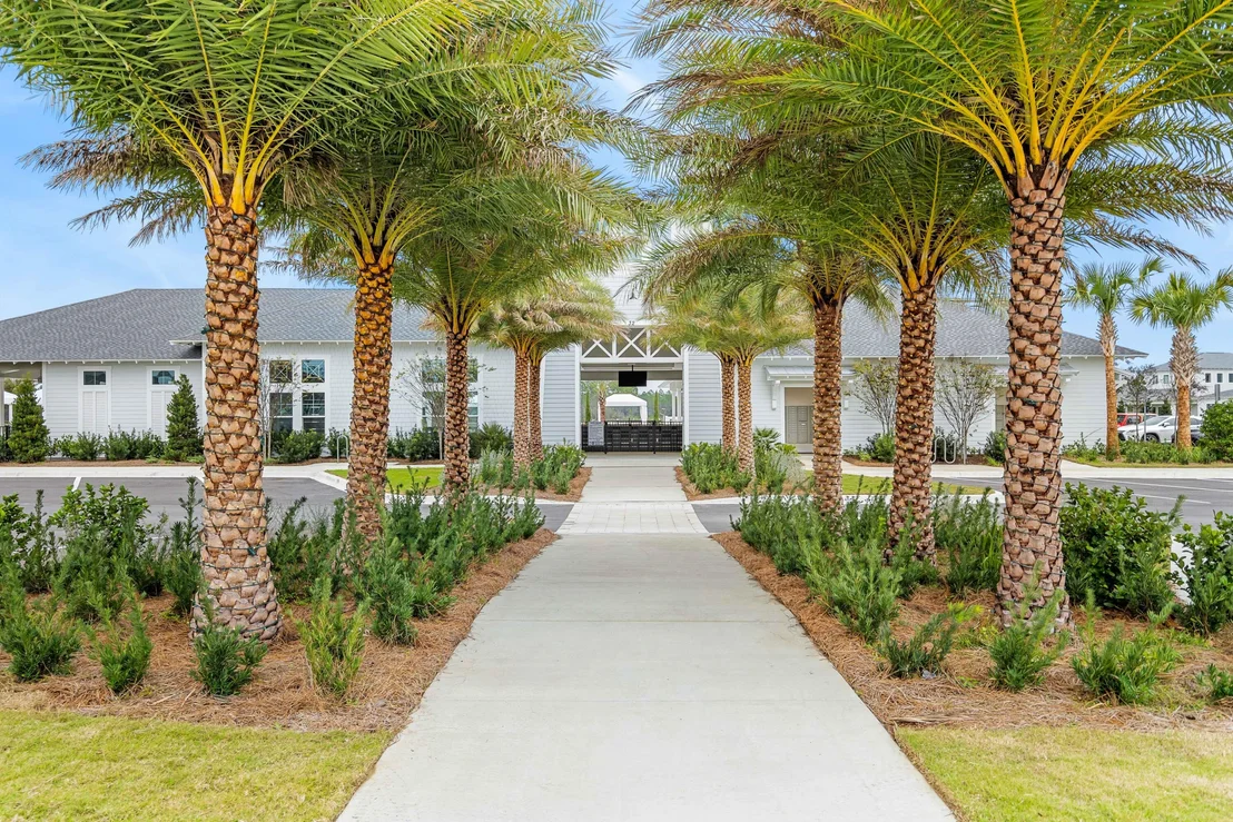 Photo of 446 W Lafayette Road