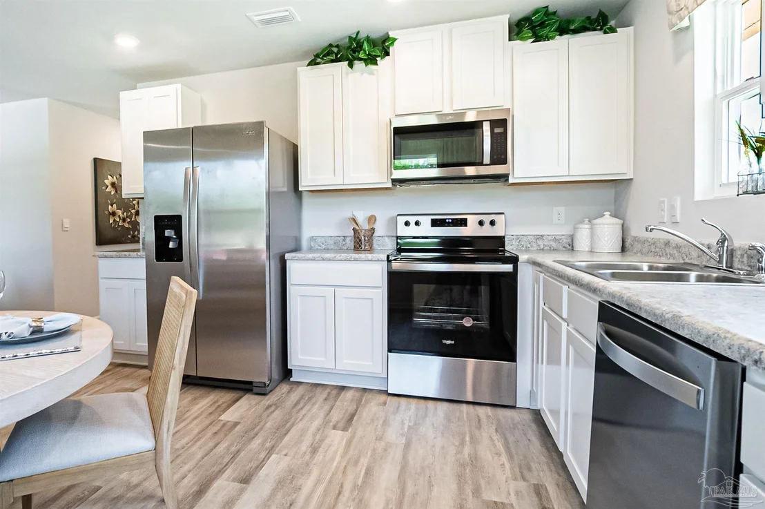 Photo of 6537 Firefly Drive
