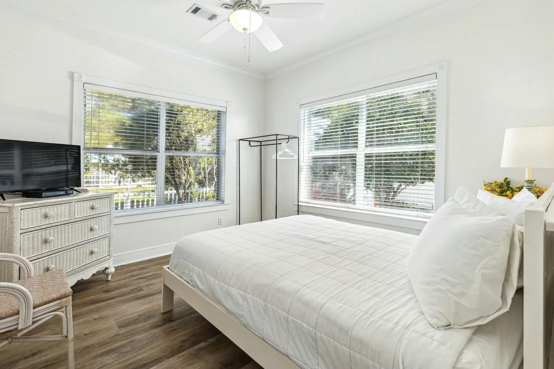 Photo of 4473 Ocean View Drive