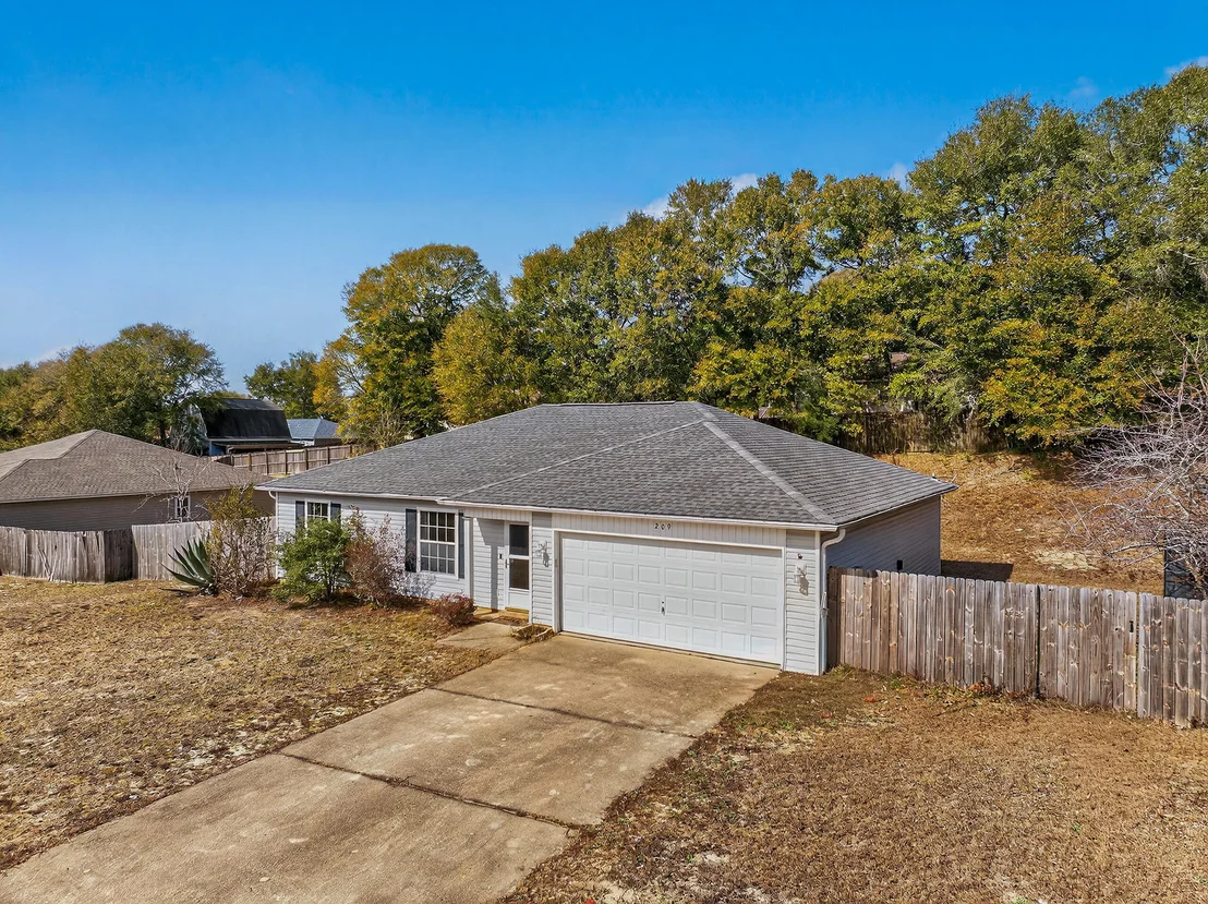 Photo of 209 Cabana Way