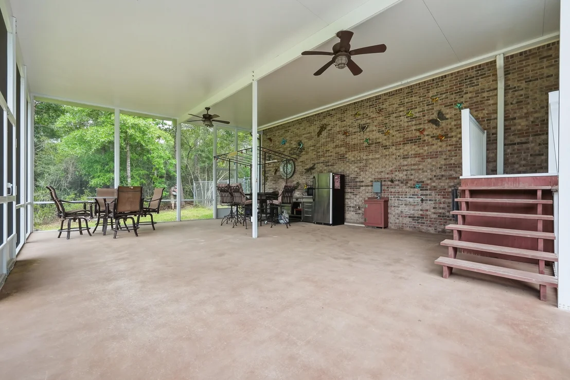 Photo of 4063 Lakeview Drive