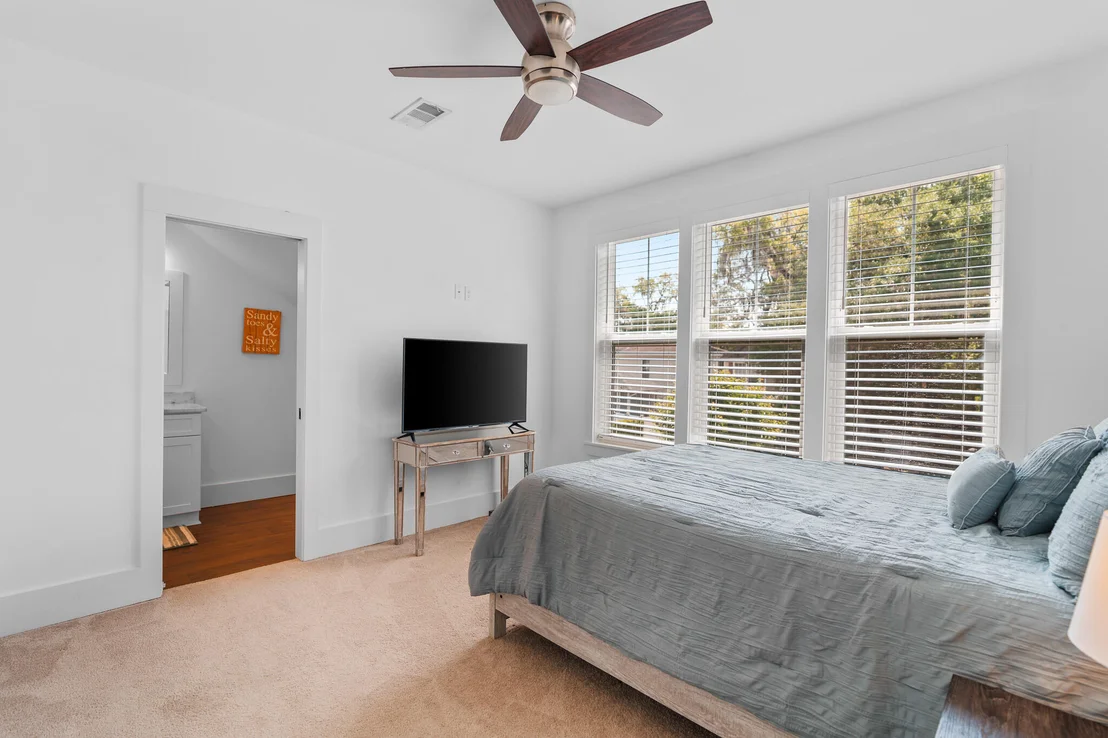Photo of 67 Beacon Point Drive