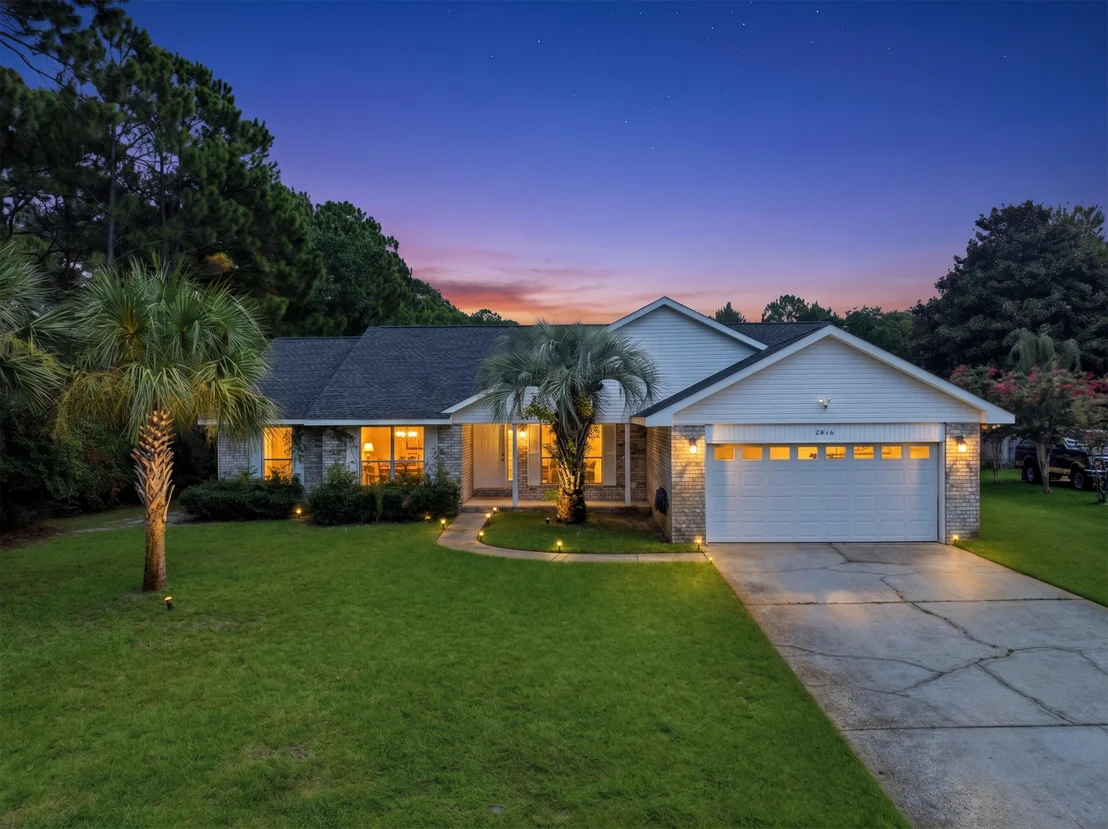 Photo of 2016 Candlewood Drive