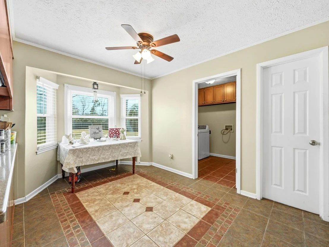 Photo of 4326 Pine Tree Lane