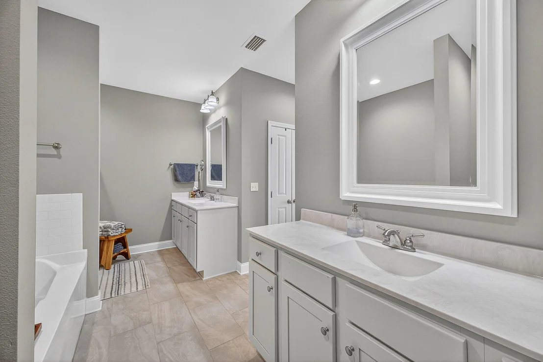 Photo of 61B 6Th Street