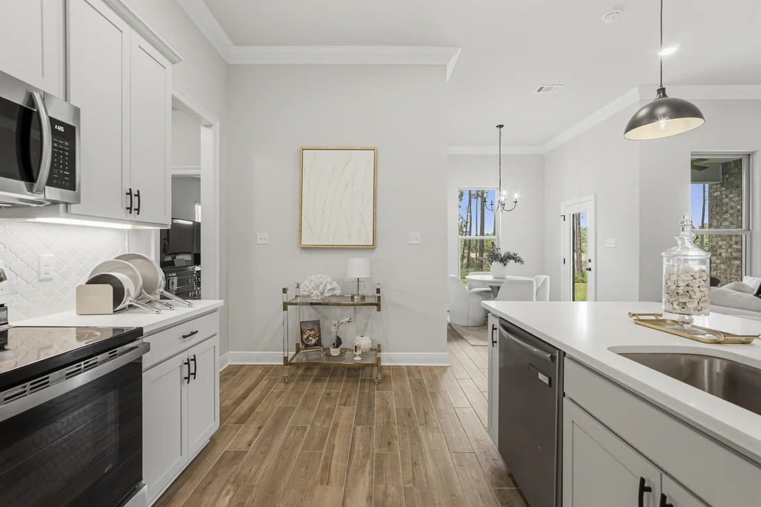 Photo of 395 Constellation Avenue