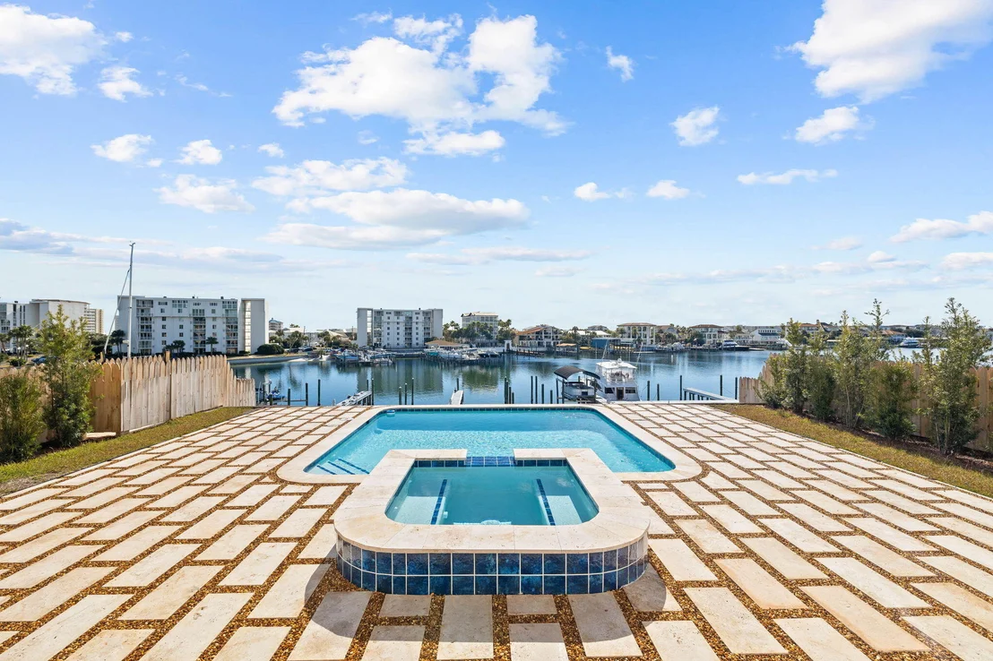 Photo of 714 Harbor Boulevard