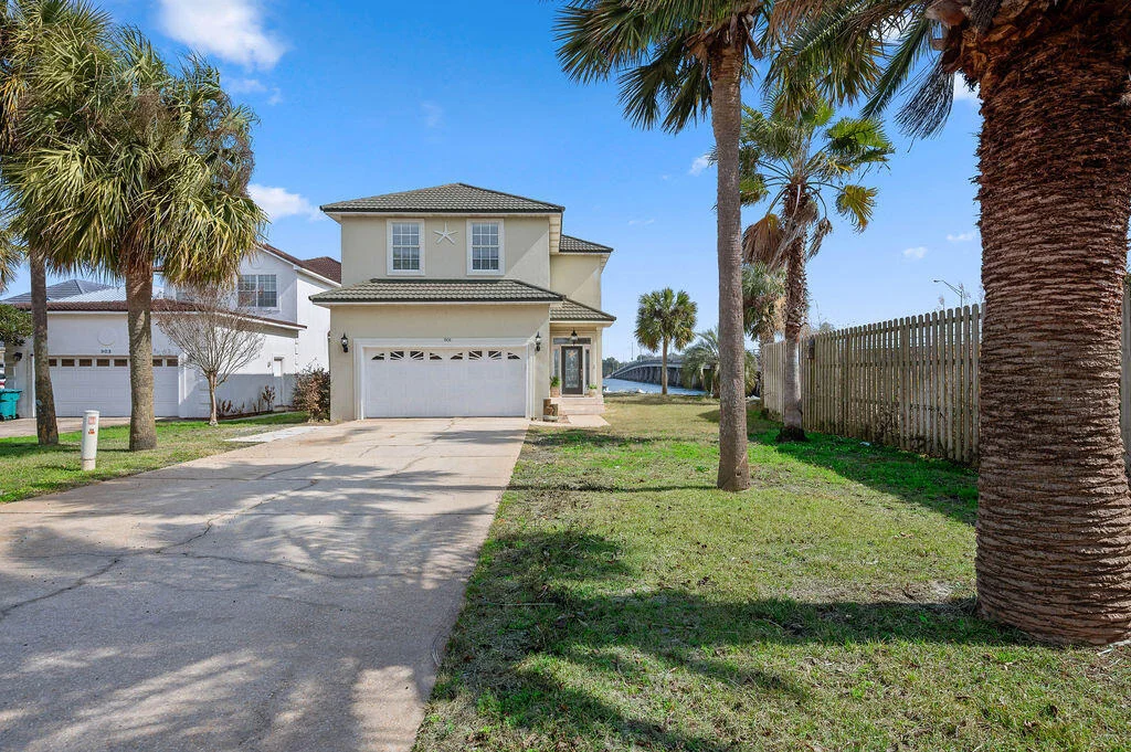 Photo of 901 Lighthouse Road