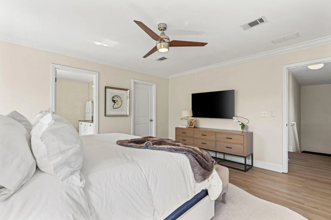 Photo of 62 W Shore Place