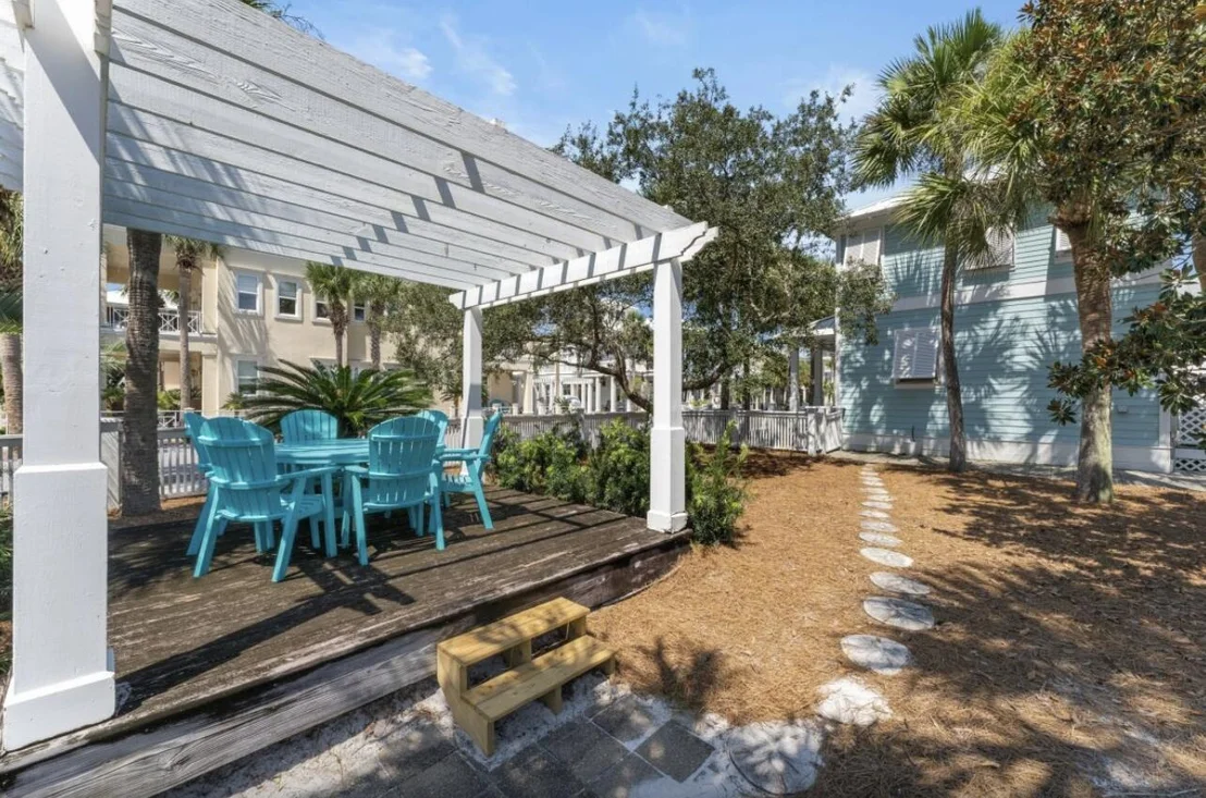Photo of 323 Beachside Drive