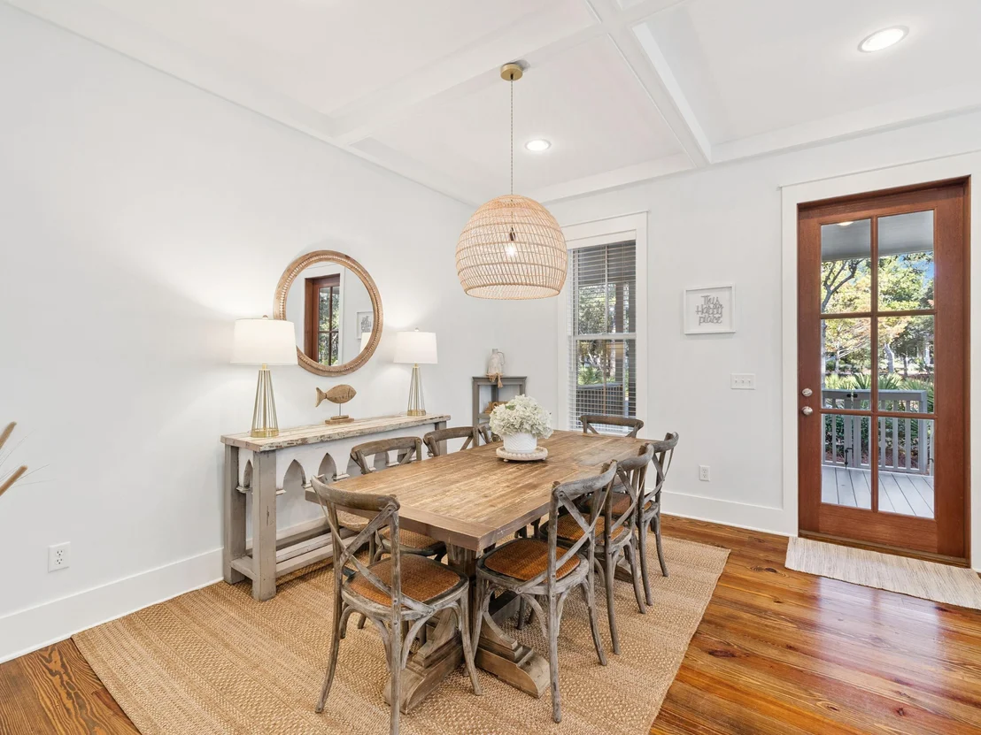 Photo of 384 Red Cedar Way