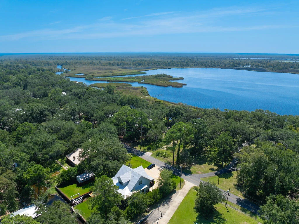 Photo of 400 Pitts Bayshore Drive