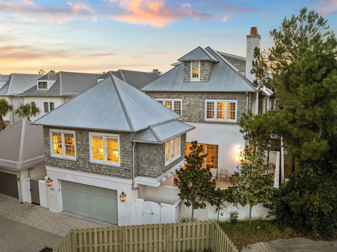 Photo of 179 E Kingston Road