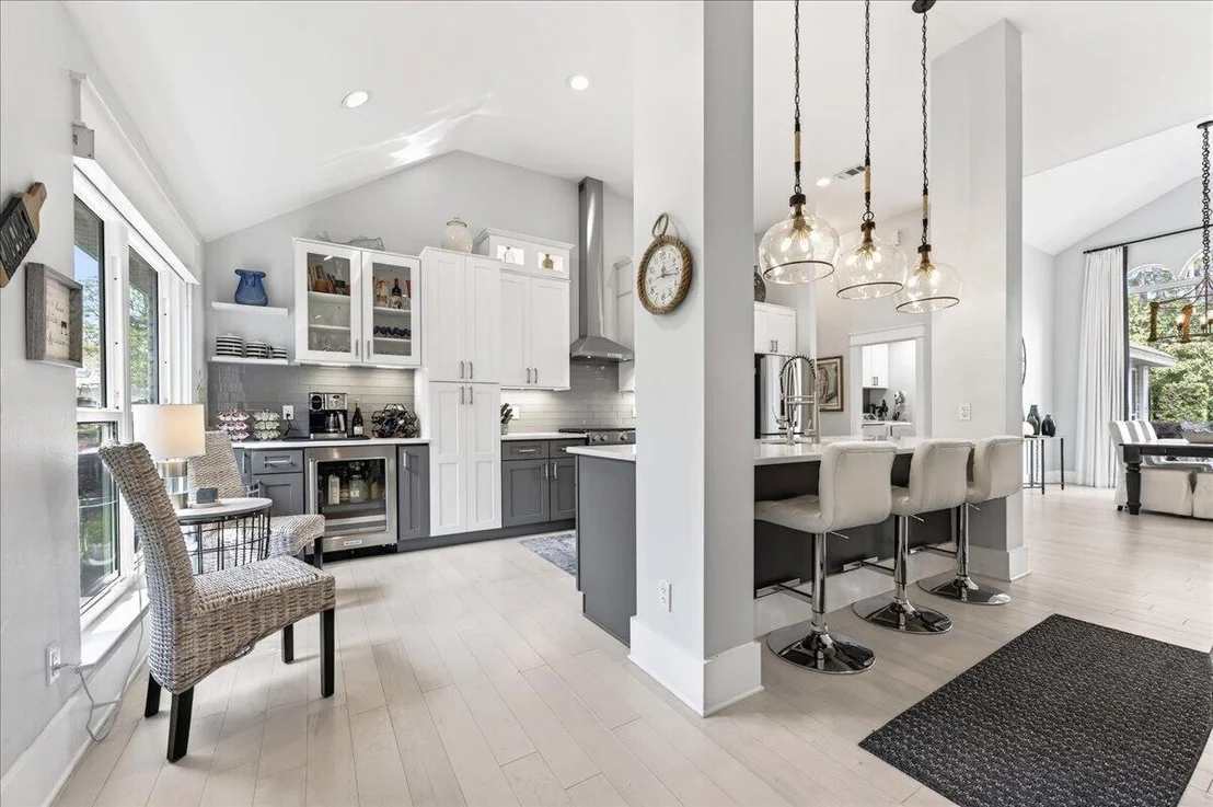Photo of 627 Bayshore Drive