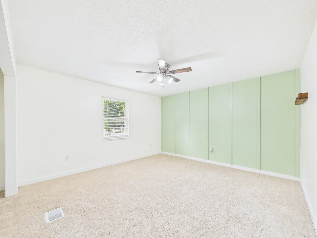 Photo of 3284 Fairview Avenue