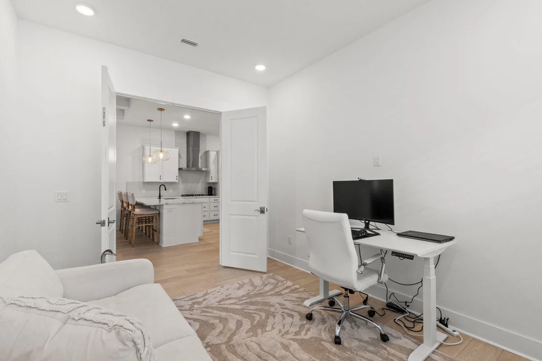 Photo of 184 Ravine Road