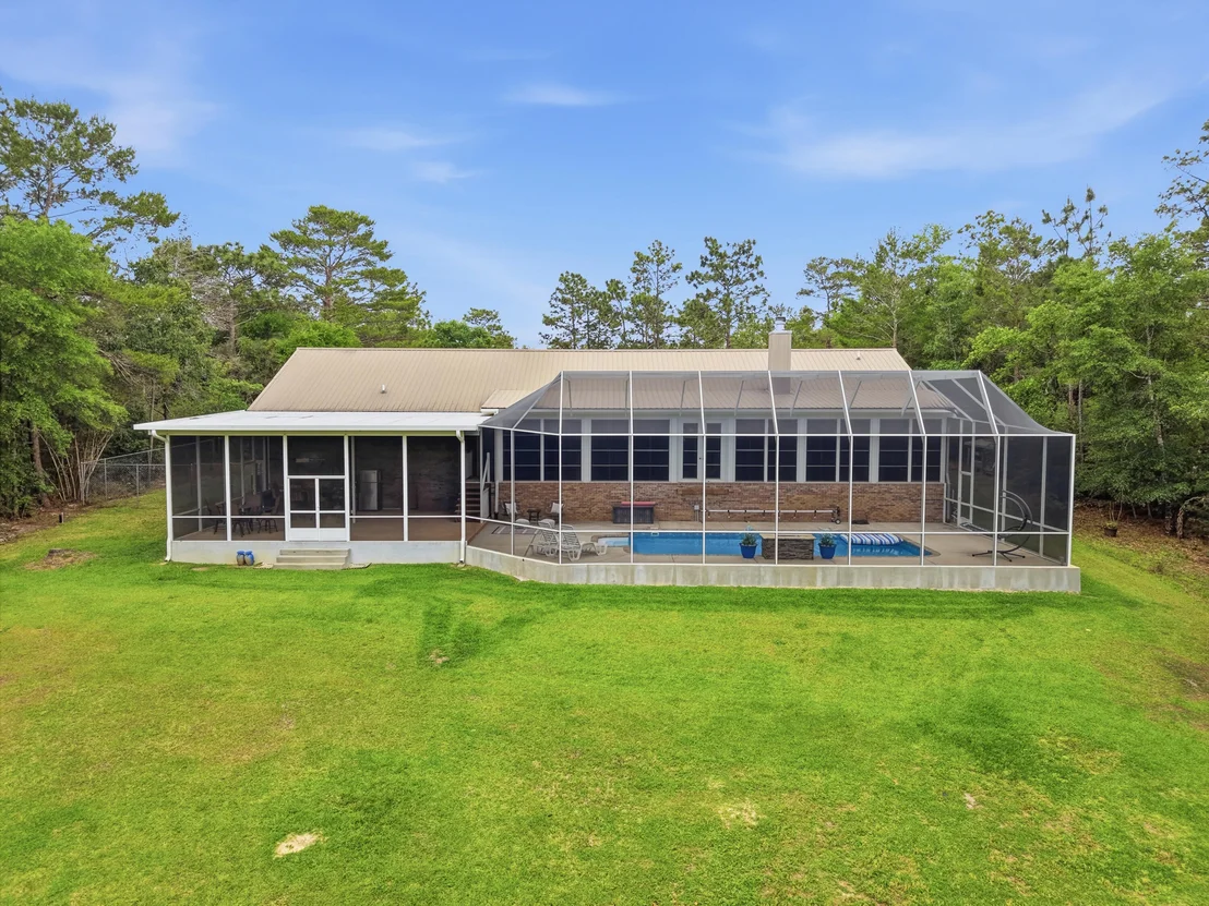 Photo of 4063 Lakeview Drive