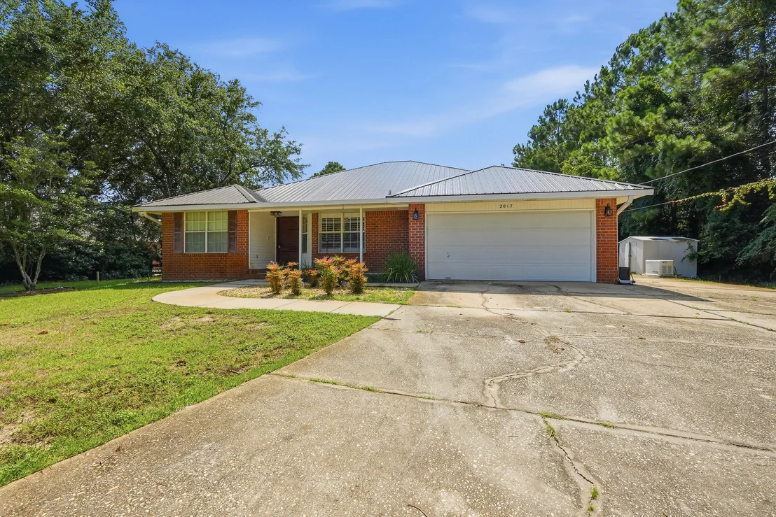 Photo of 2017 Candlewood Drive