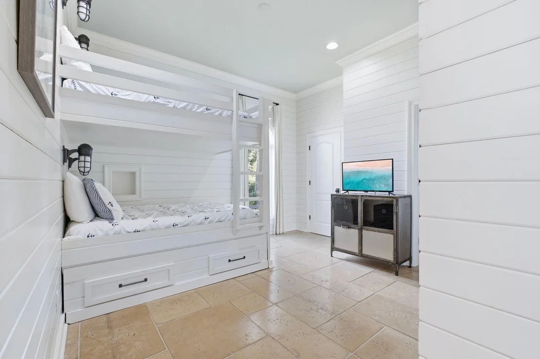 Photo of 4705 Ocean Boulevard
