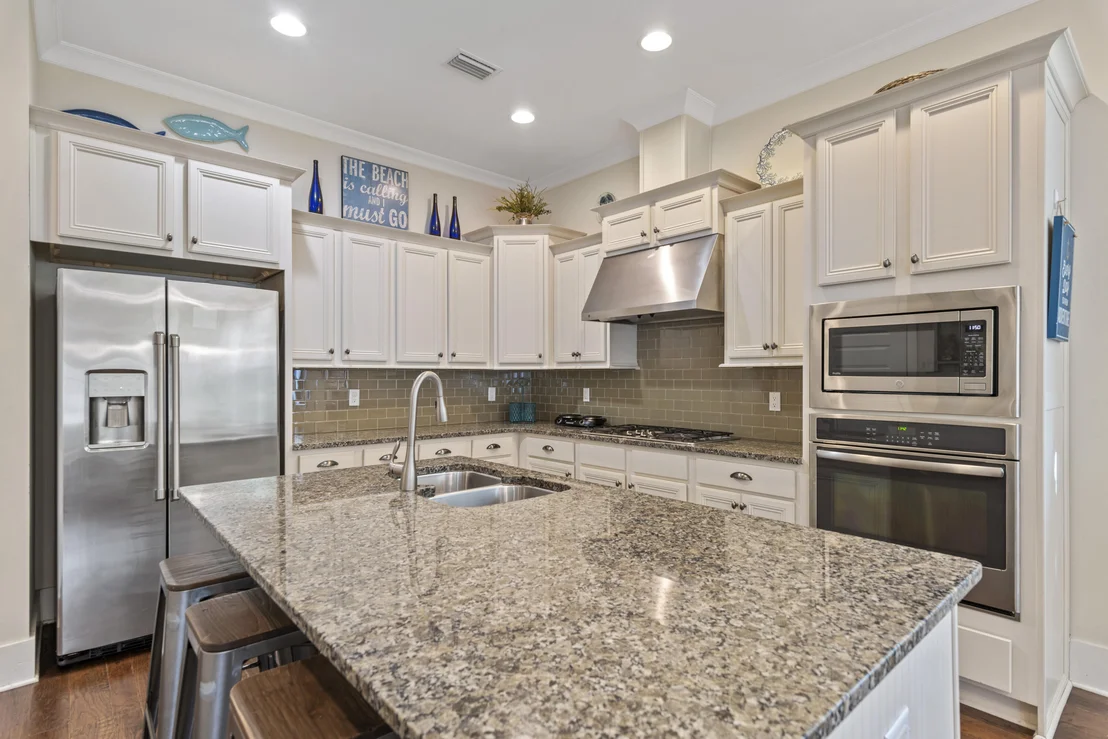 Photo of 470 Gulfview Circle