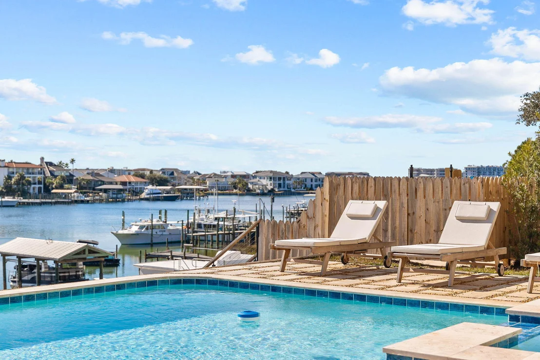Photo of 714 Harbor Boulevard